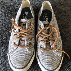 Sperry top sider boat shoes
